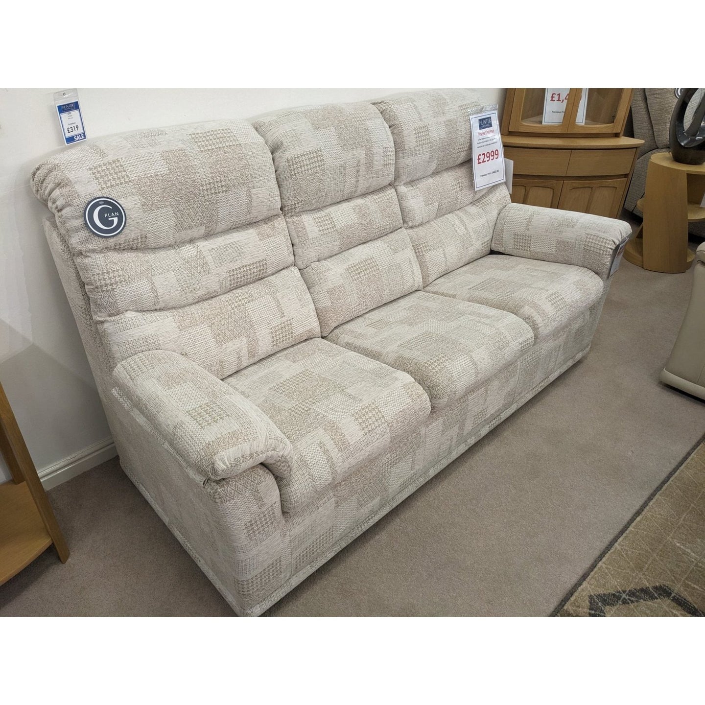 G-Plan Malvern 3 Seater Sofa and Power Armchair in Fabric Lydia Blush