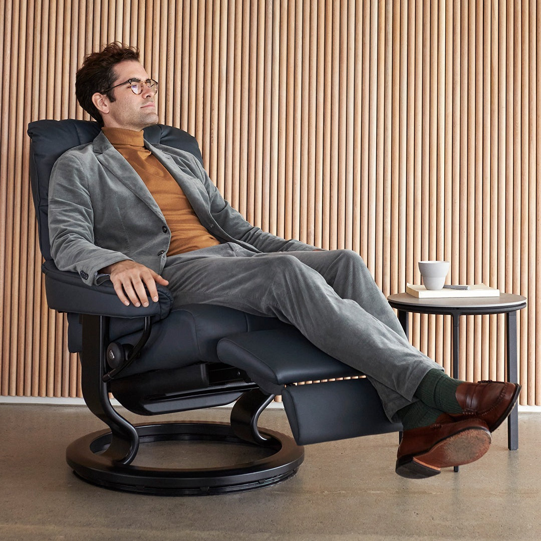 Stressless Mayfair Large Power Leg & Back Chair - Hunter Furnishing