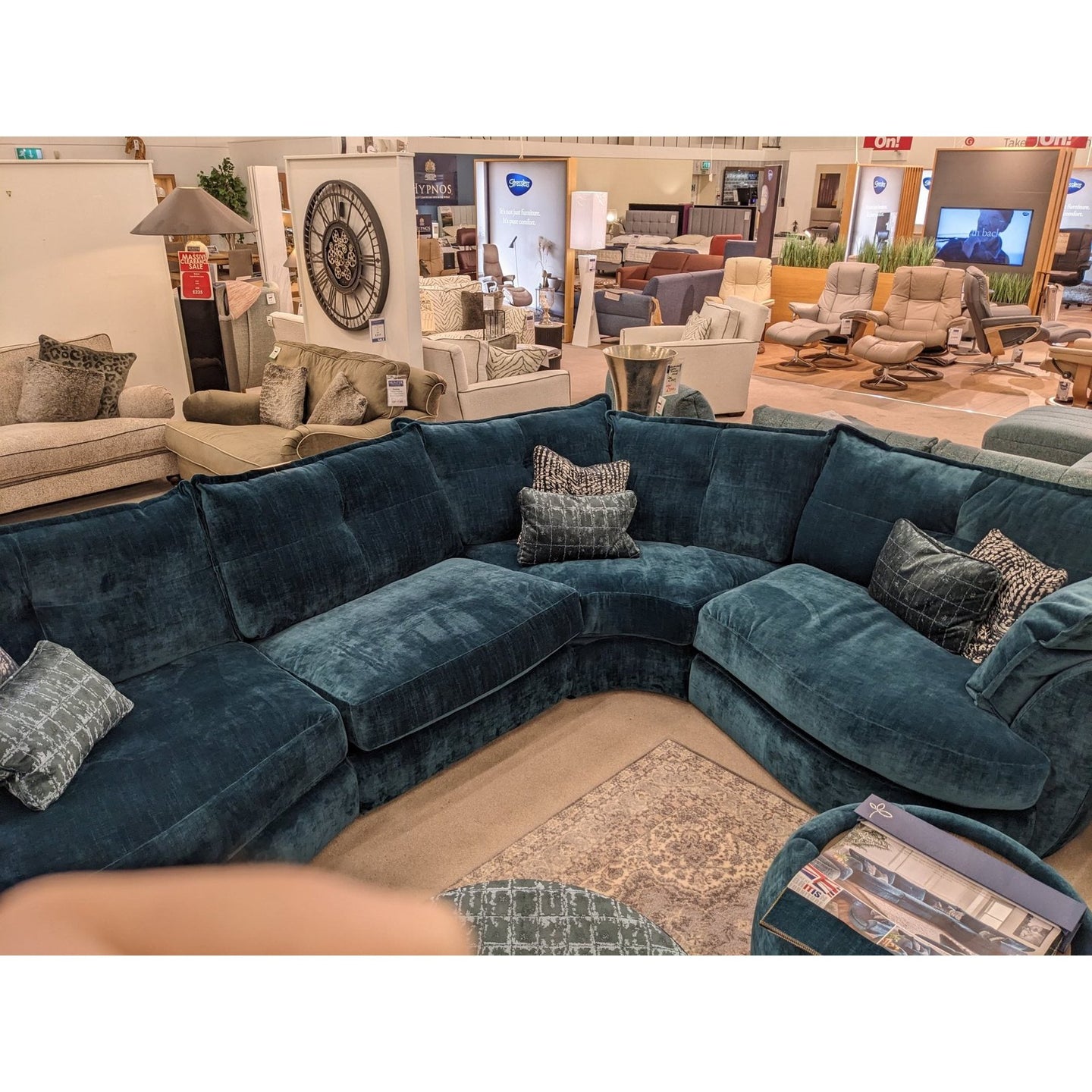 Ashwood Boutique Corner Suite