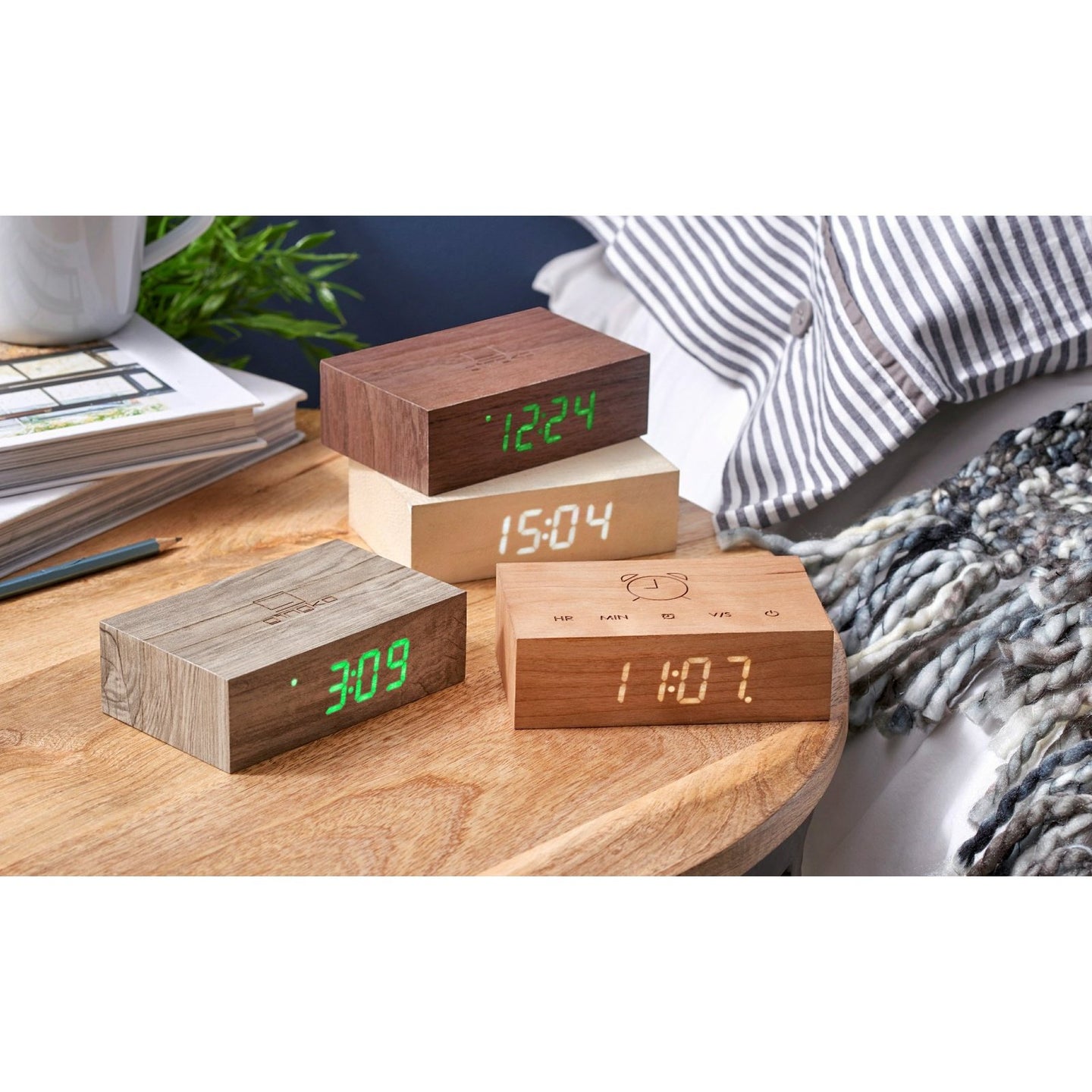 Flip Click Clock - Hunter Furnishing