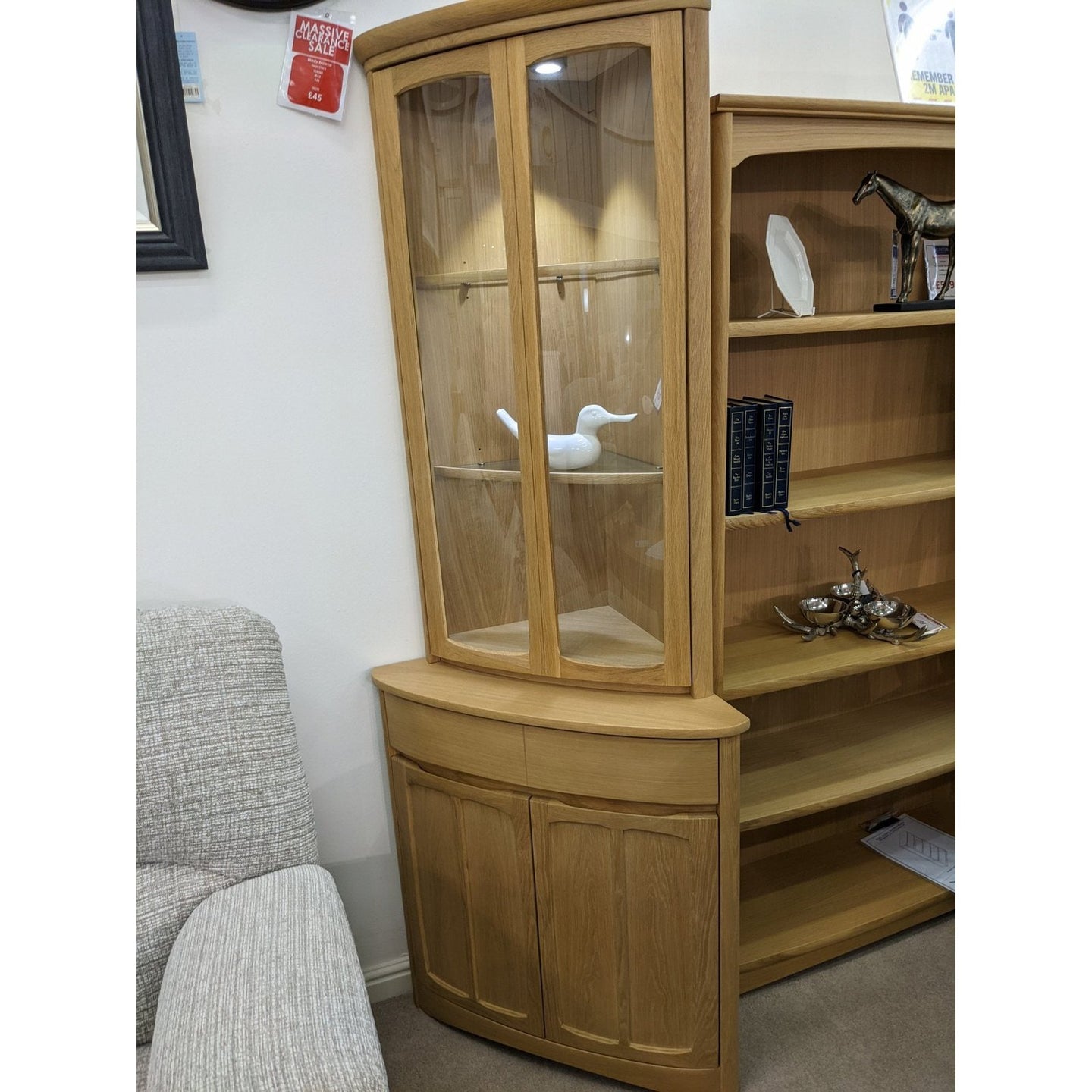 Nathan Shaped Corner Base Unit & Display Top Unit.