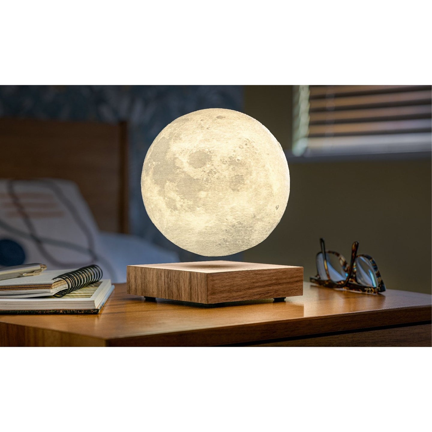 Smart Moon Lamp