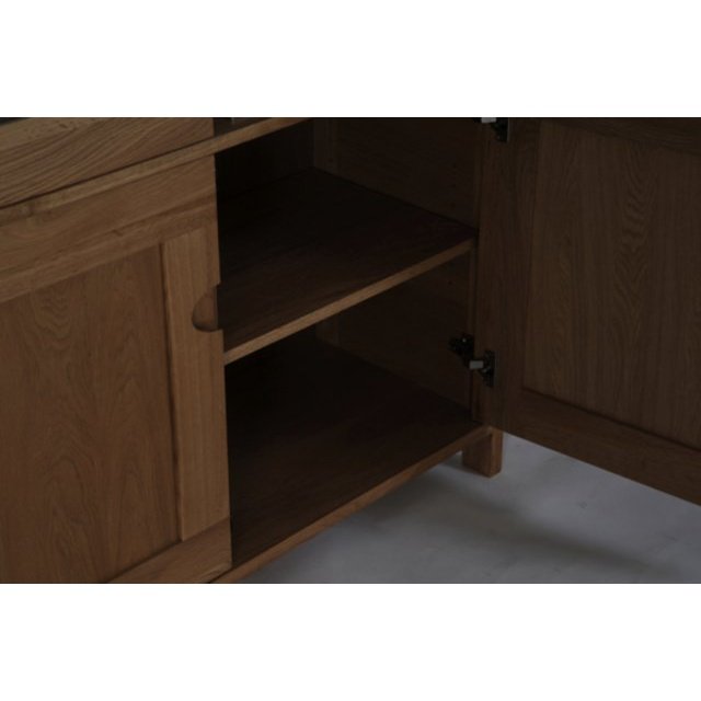 Ercol Bosco Display Cabinet - Hunter Furnishing
