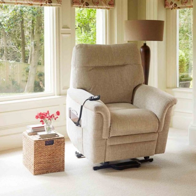 Parker Knoll Hudson Fabric Rise & Recline Chair - Hunter Furnishing