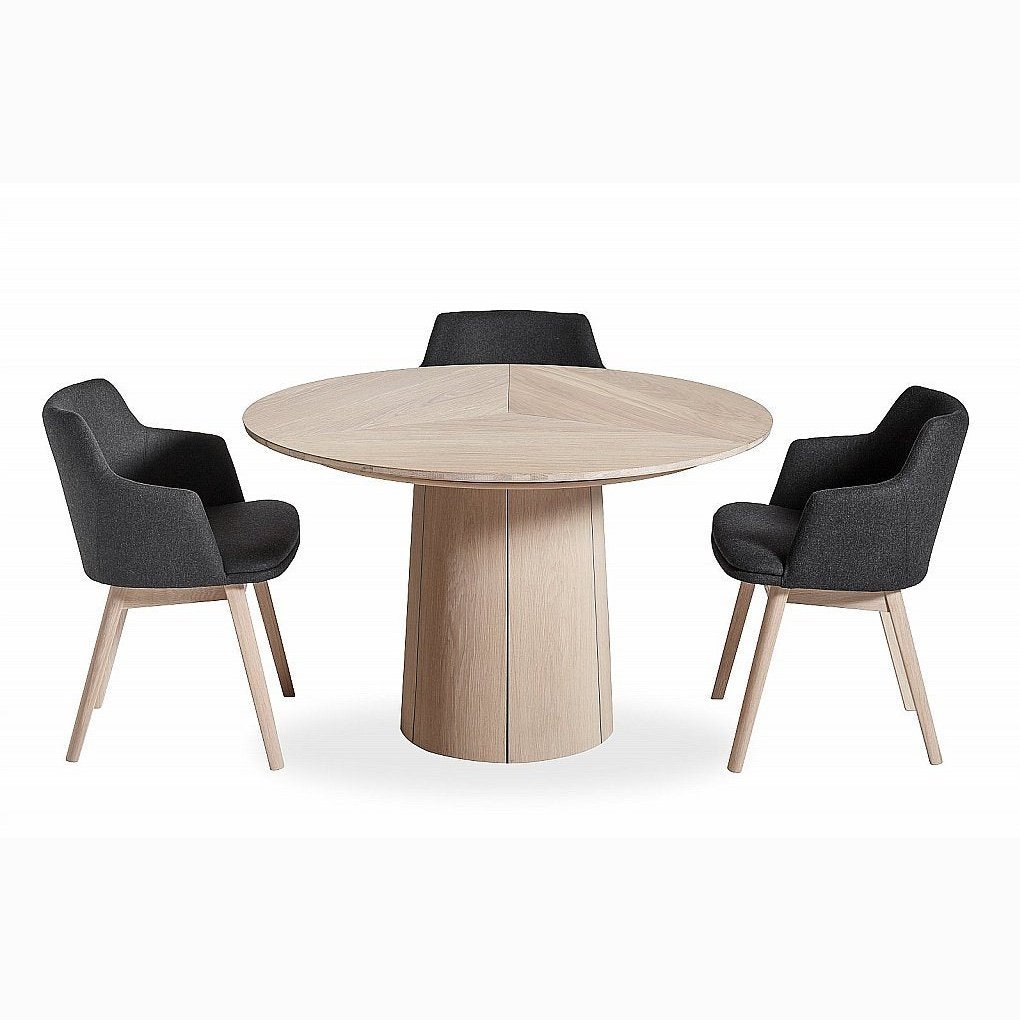 Skovby #33 Round Dining Table