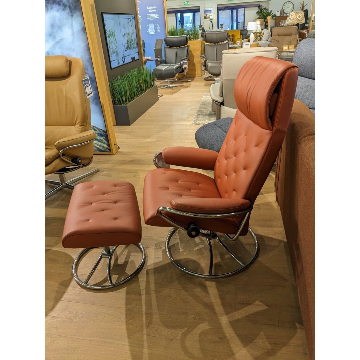 Stressless Metro Original Chair and Stool - Paloma Dark Henna - Hunter Furnishing